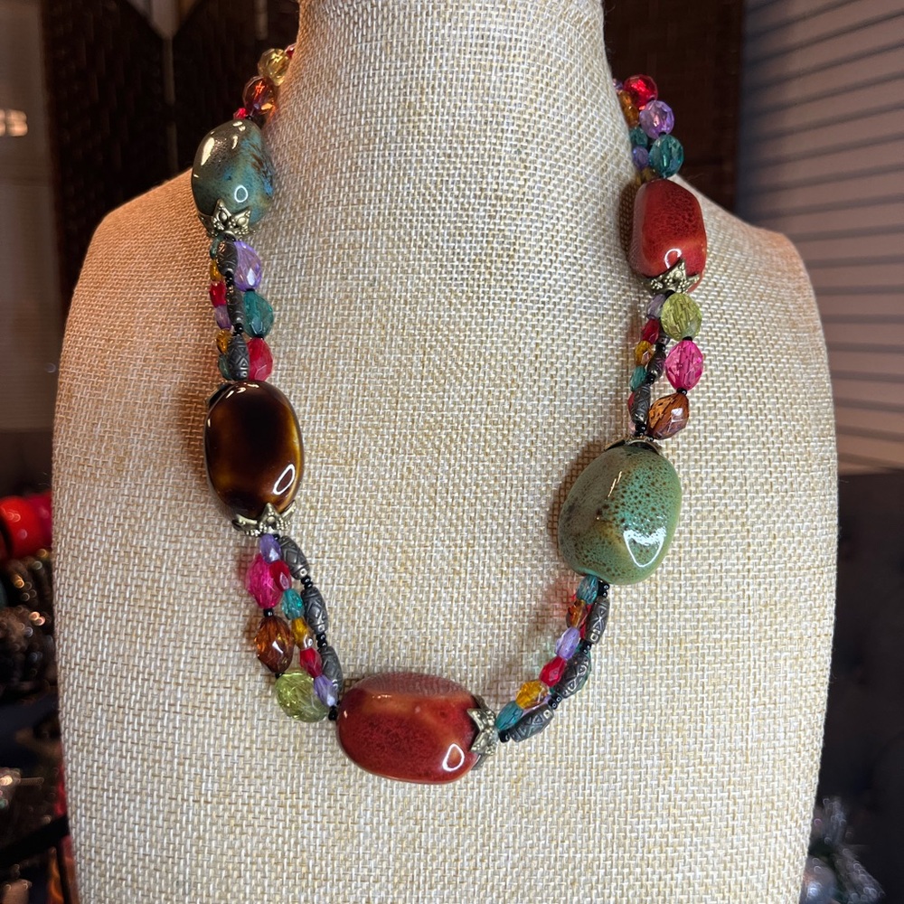 Jasper, Tigers Eye, and Carnelian Stone and glass bead necklace - Picture 3 of 6